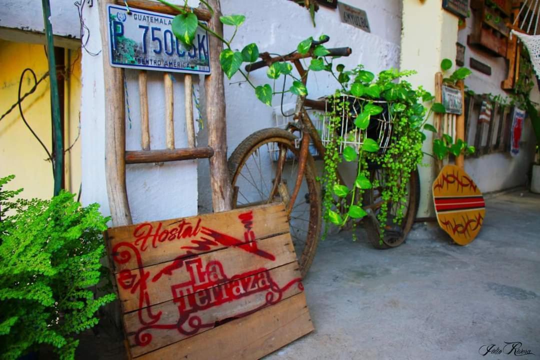 La Terraza Hostel Flores Exterior photo