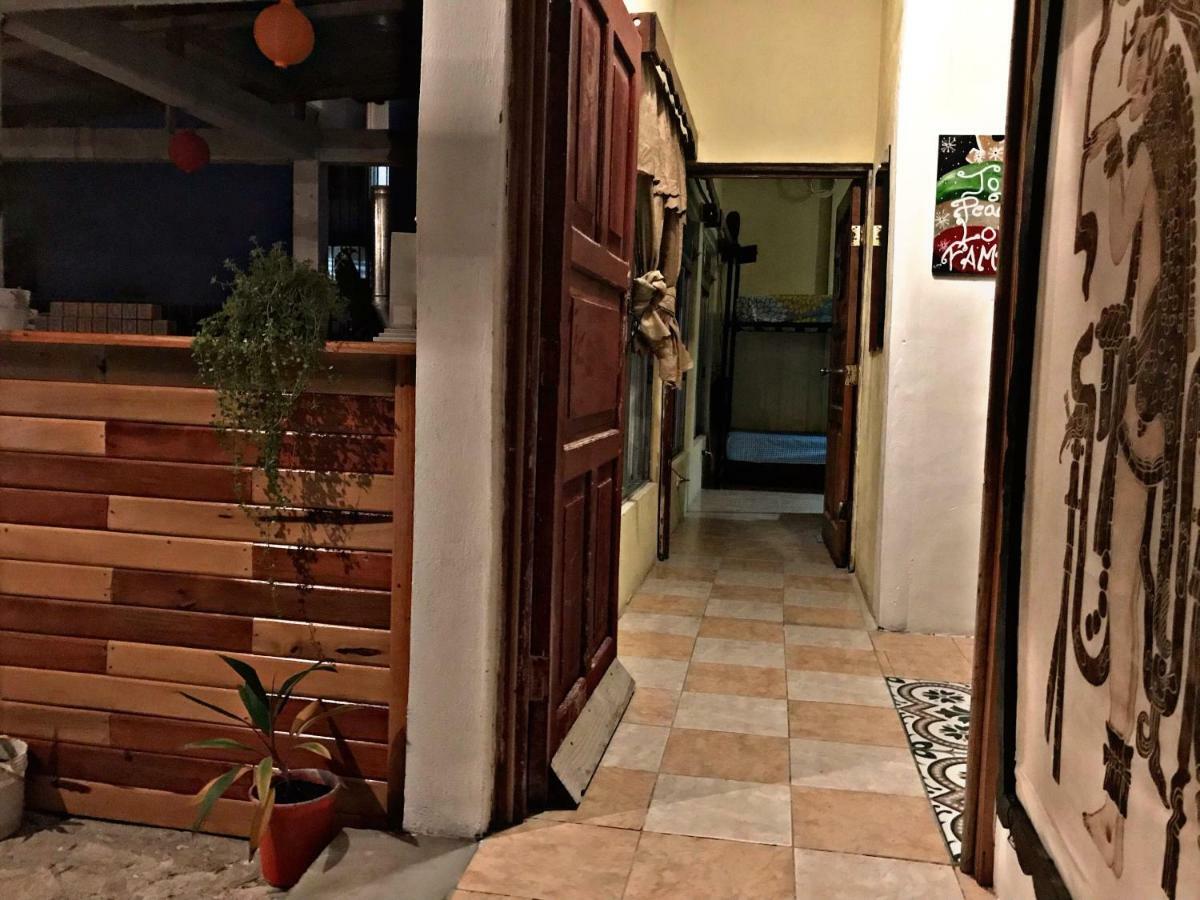 La Terraza Hostel Flores Exterior photo